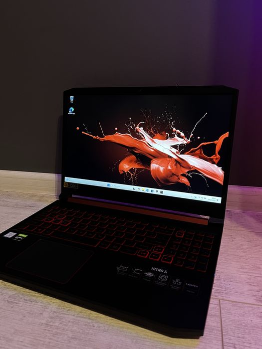Acer Nitro 5  (AN515-54)