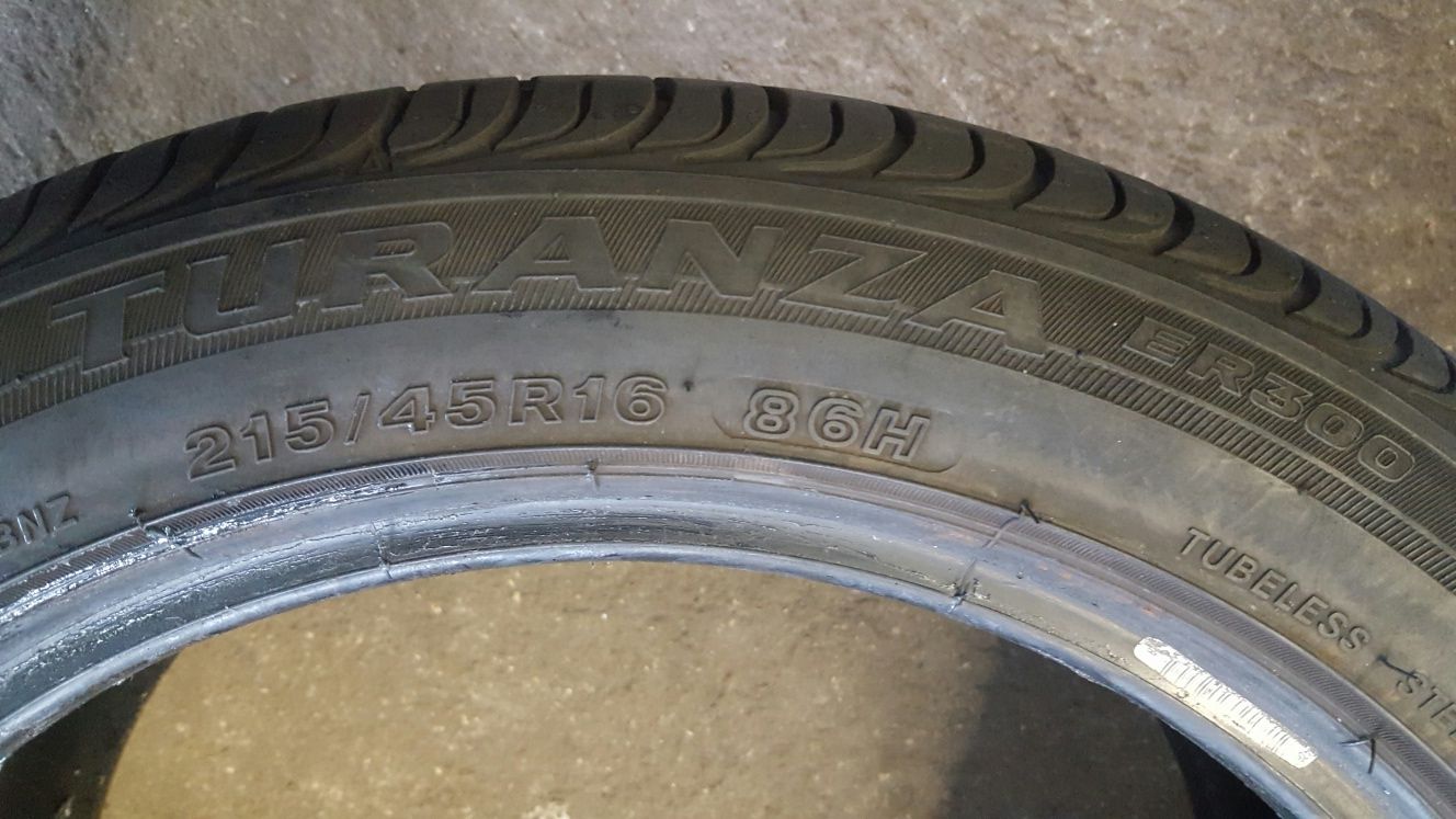 Komplet opon 215/45R16 86H Bridgestone Turanza er300