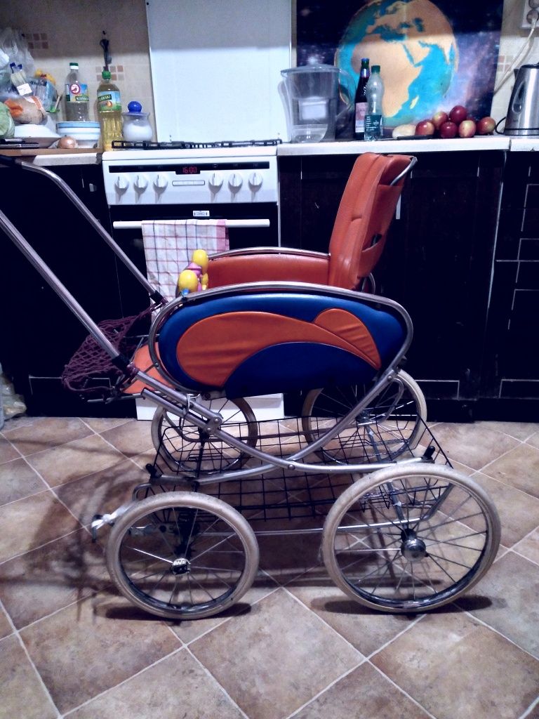 Wozek spacerowy retro lata 60 te.lekki zwrotny firmy zekiwa