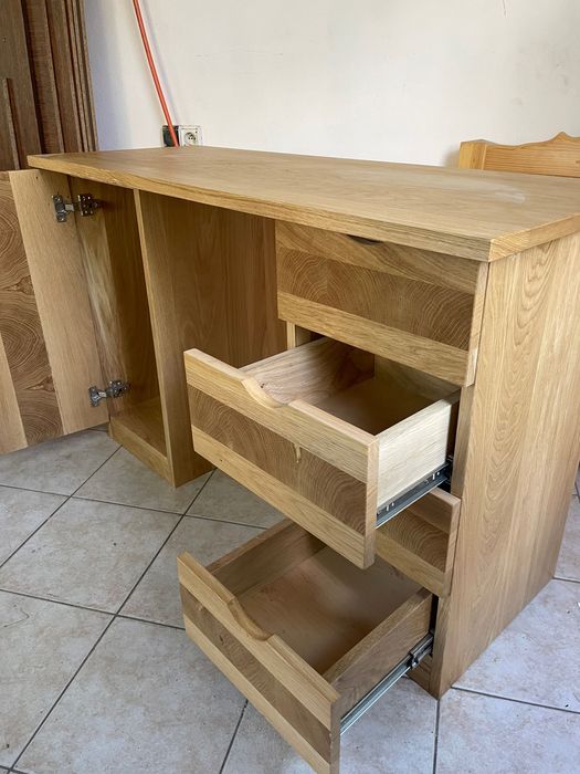 Drewniane biurko dębowe