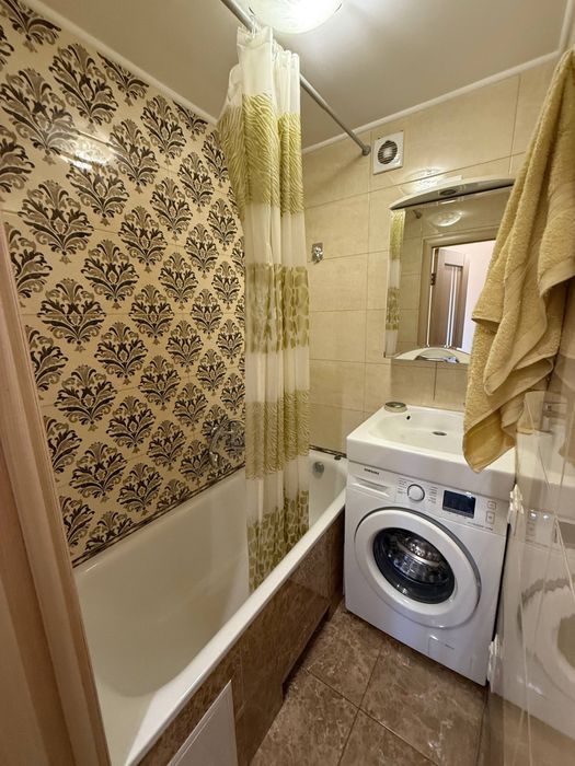 ДВРЗ Продаж 3 кім Алмаатинська З Ремонтом Дарниця