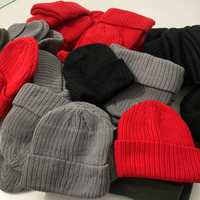 Gorros vermelho preto cinza (NOVOS)