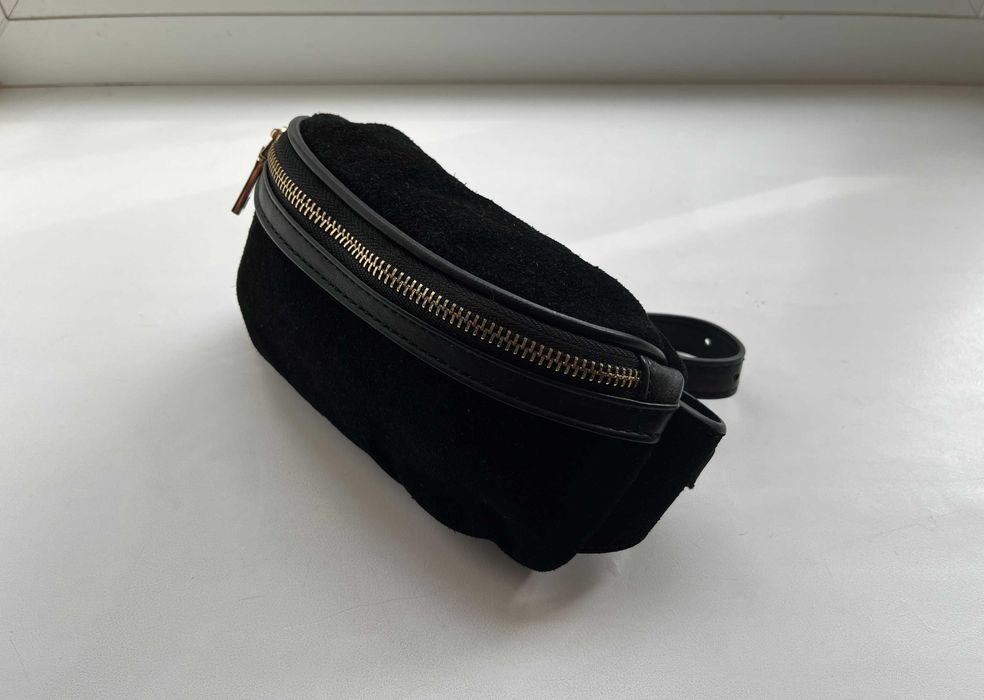 Сумка-бананка Mango з натуральної замші | чорна