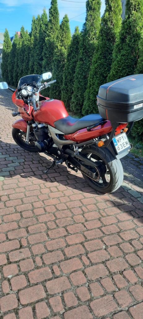 Kawasaki model ZR750S