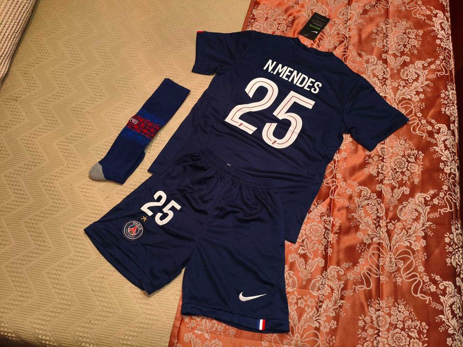 Camisola Criança NUNO MENDES Equipamento PSG | Paris Saint Germain