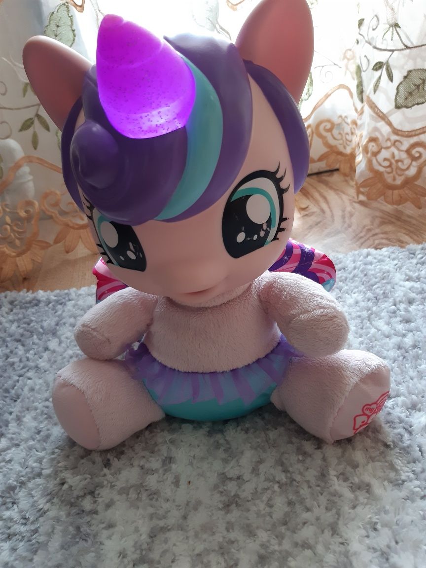 Wer. Polska My Little Pony Księżniczka Flurry Heart