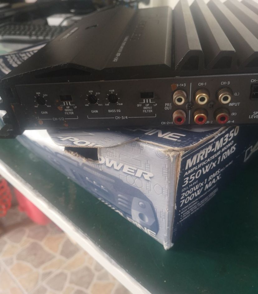 Amplificador alpine