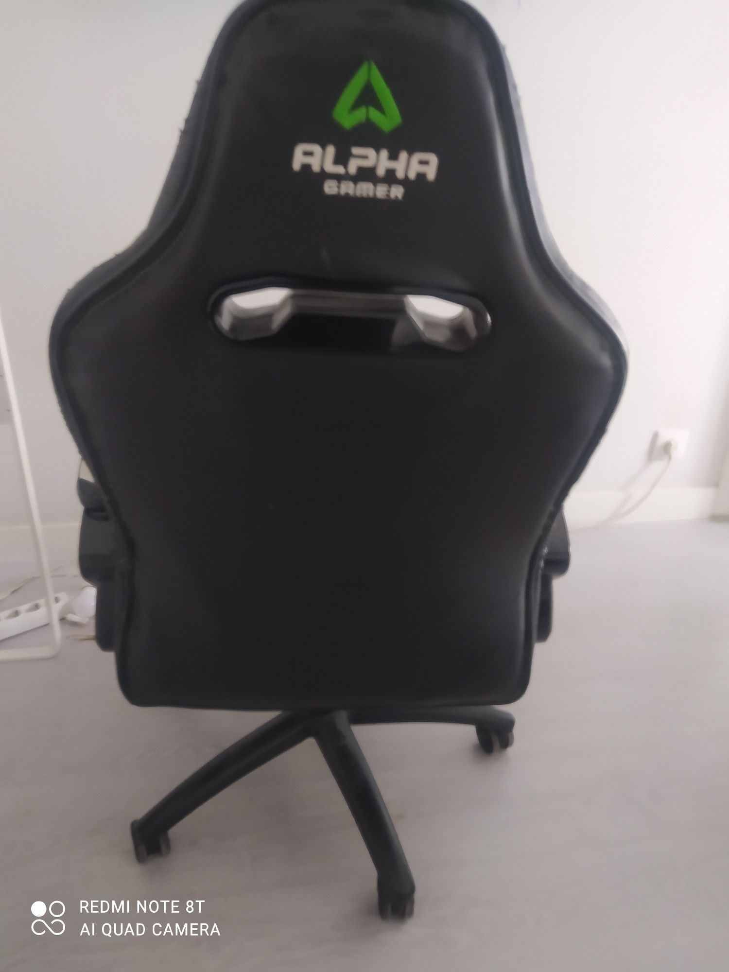 Cadeira usada gaming alpha