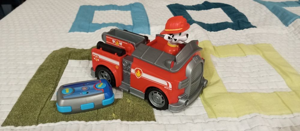 Carro telecomandado do Marshall