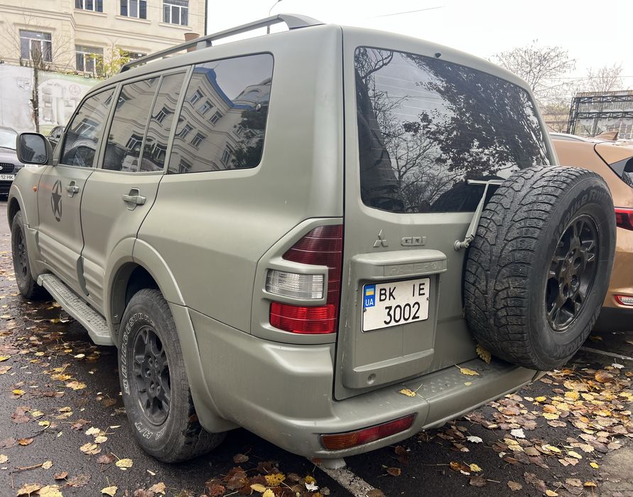 Міцубісі Паджеро,надійний джип,все працює.