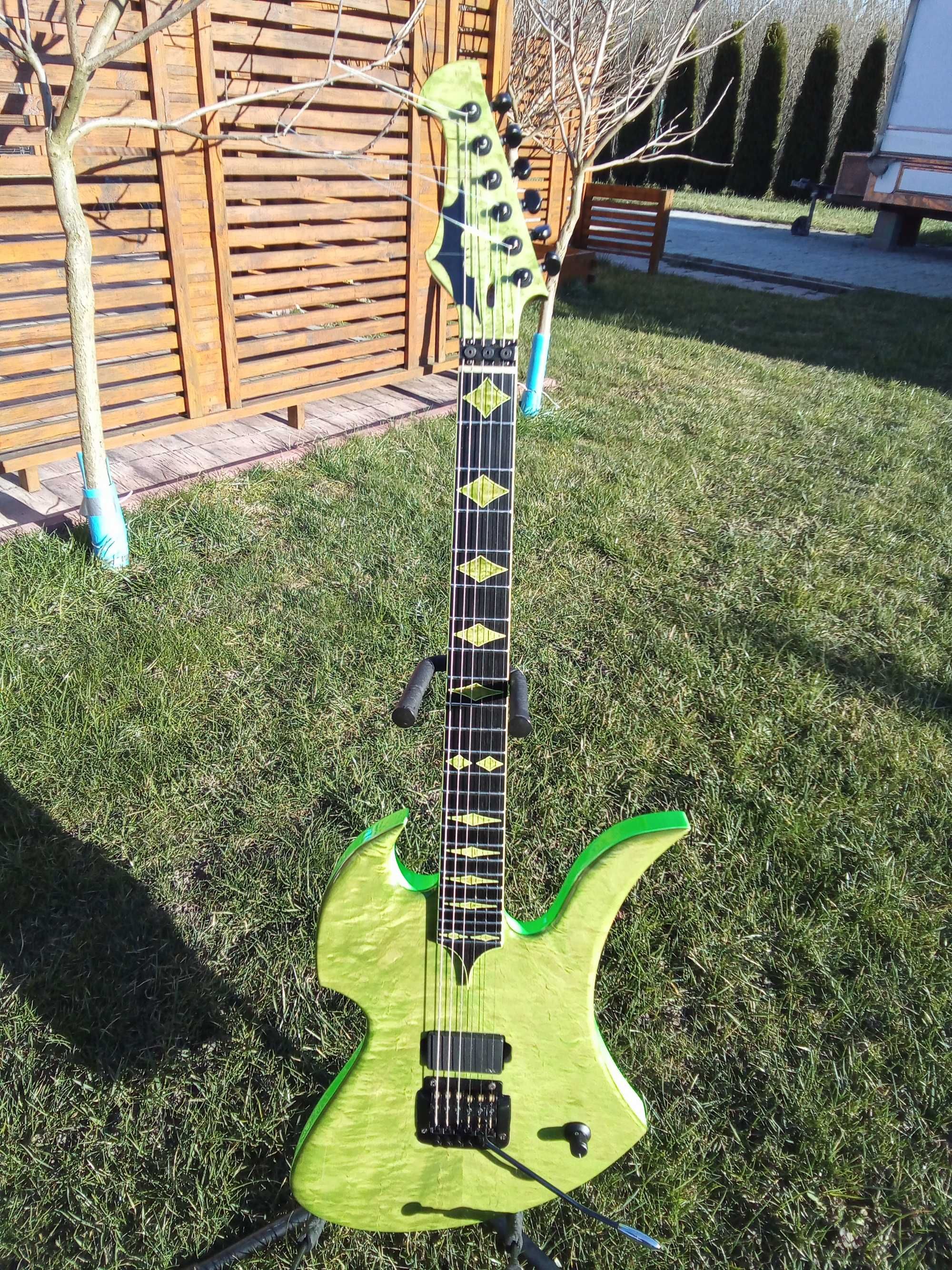 Gitara lutnicza model Mockingbird BC Rich od M. Wojtas Guitars