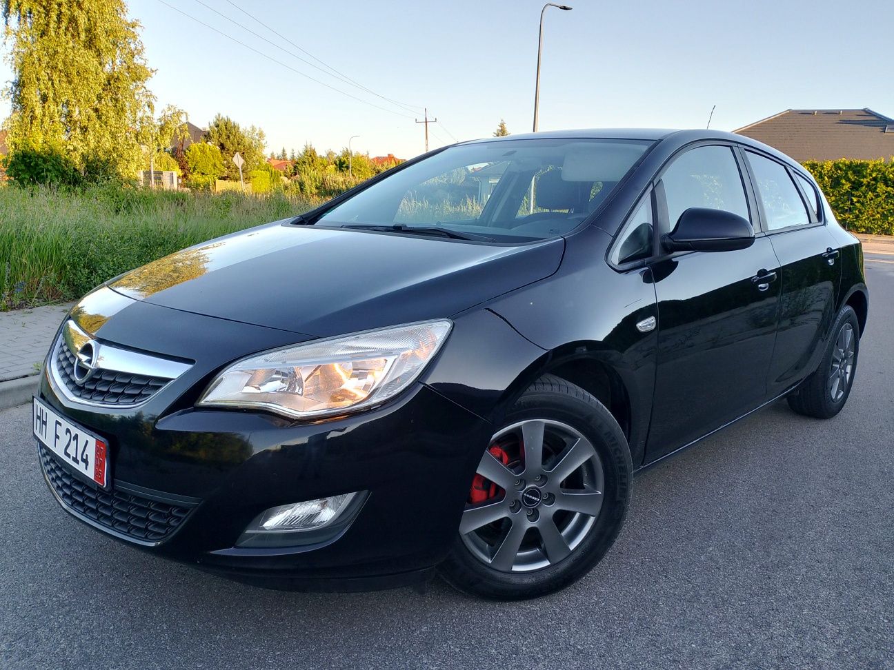 Opel Astra J Klima Alufelgi 1.6 16v z Niemiec