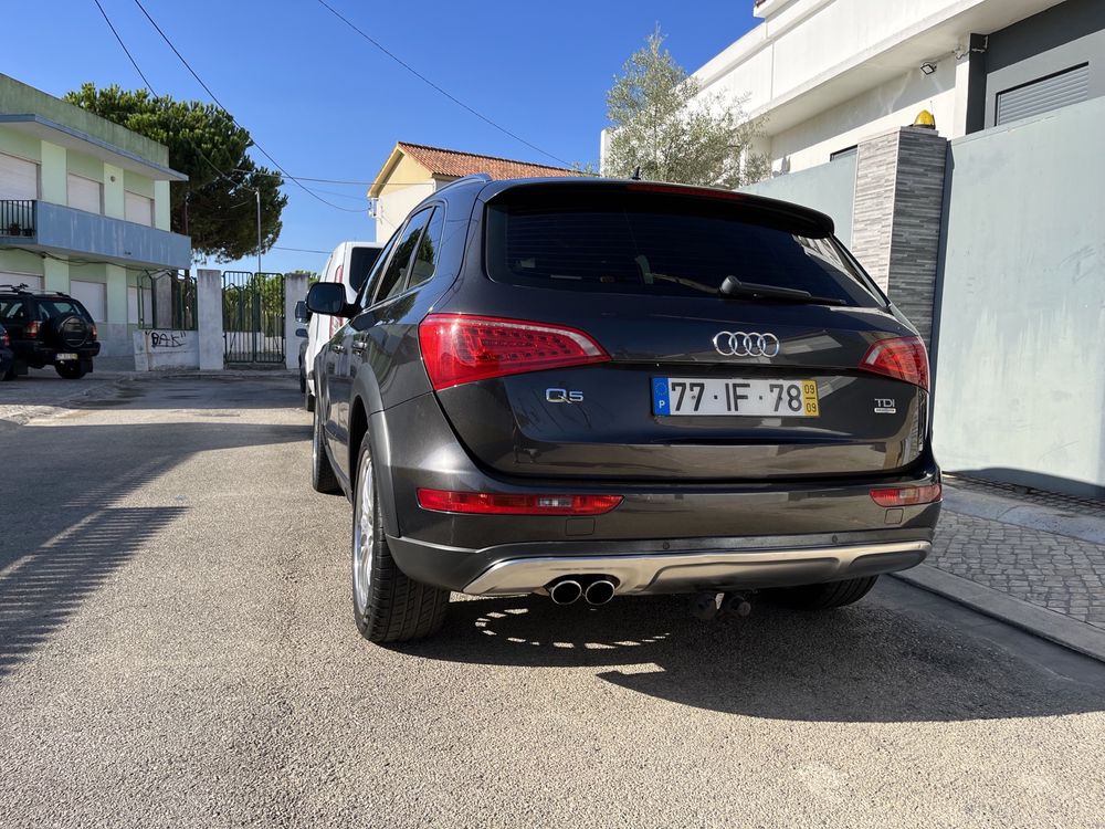 Audi q5 2.0 tdi quatro s-tronic