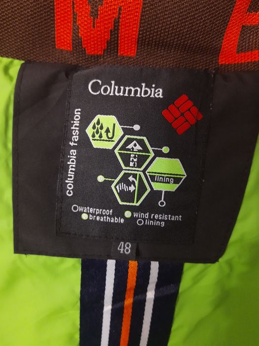 Зимова курточка чоловіча