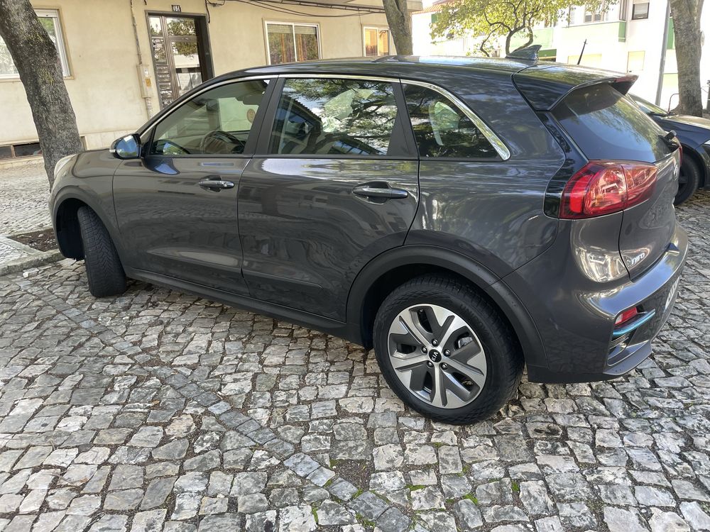KIA E-Niro 64 kWh  sempre carregado em casa