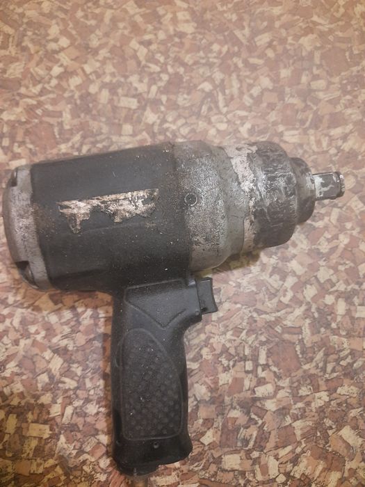 Пневмогайковерт Toptul 3/4