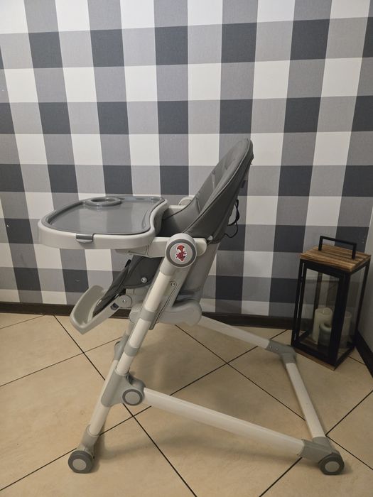 Krzesełko do karmienia Lionelo Stan b.dobry. polecam.