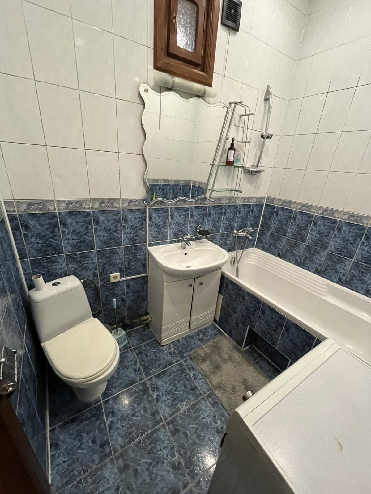 Продається 2 кімн. кв-ра в центрі м. Ужгород