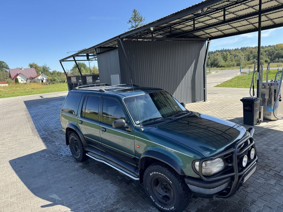 Хороше авто Ford