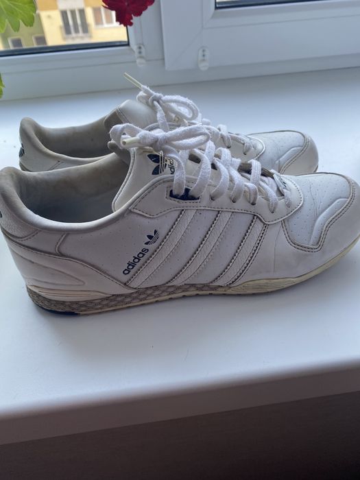 Кросівки Adidas жіночі, 38 роз.