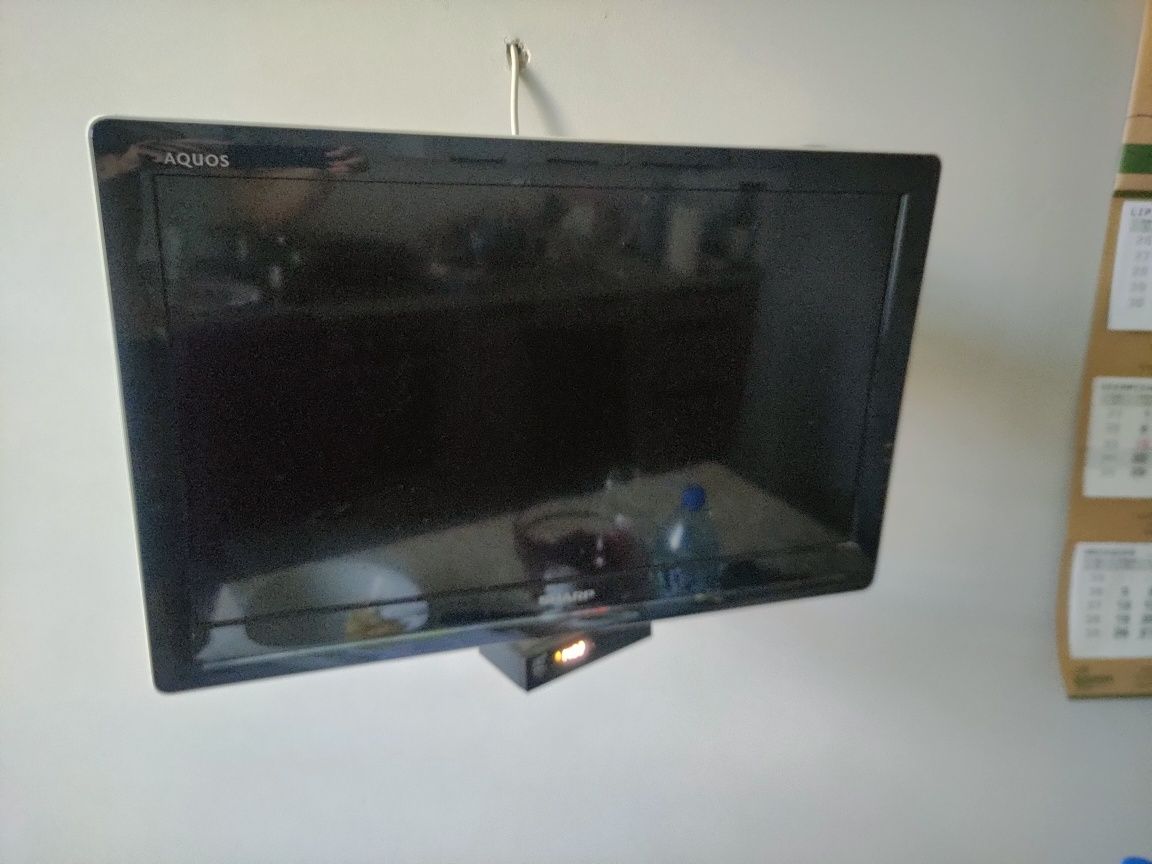 TV Sharp 27 cali LCD