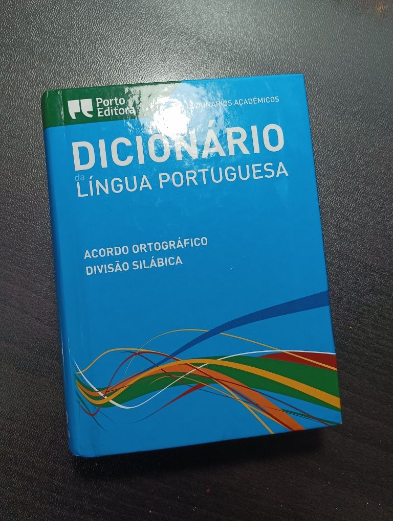 Dicionário académico de língua portuguesa NOVO