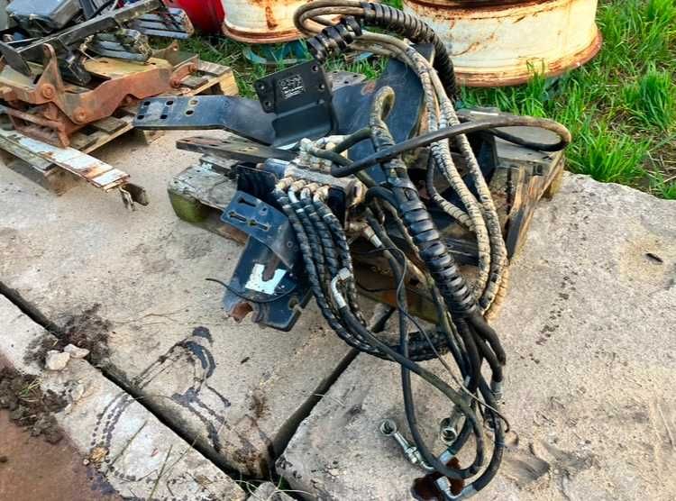 Adaptacja do Tura  Tur  Quicke   Adaptacja do ładowacza czołowego