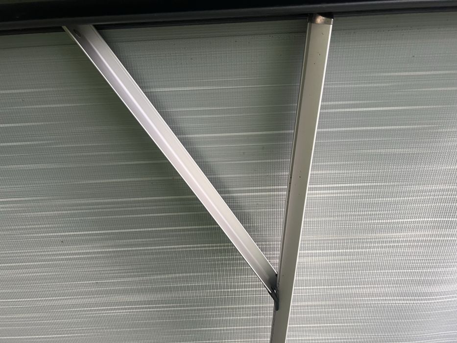 Markiza dachowa Thule, czarna kaseta 3,75m! Piekny stan 2021 rok