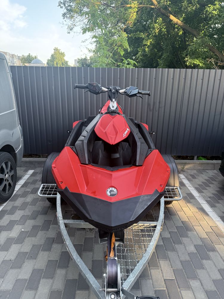 Продам Brp spark Trixx seadoo