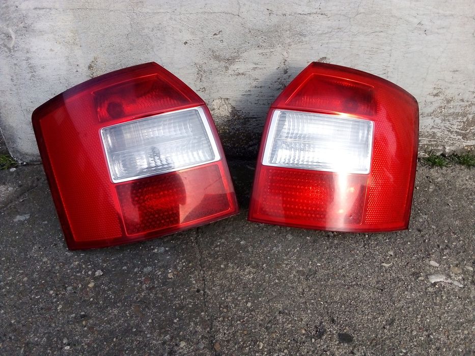Lampa audi a4 b6 Avant kombi małysz
