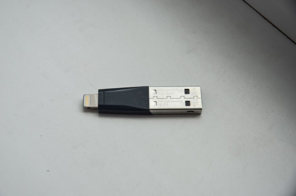 USB флеш накопитель SanDisk ixpand sdix40 64GB