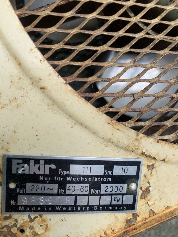 Sprzedam starą farelkę Fakir