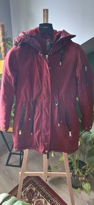 Kurtka parka bordo z futerkiem i odpinaną podszewką