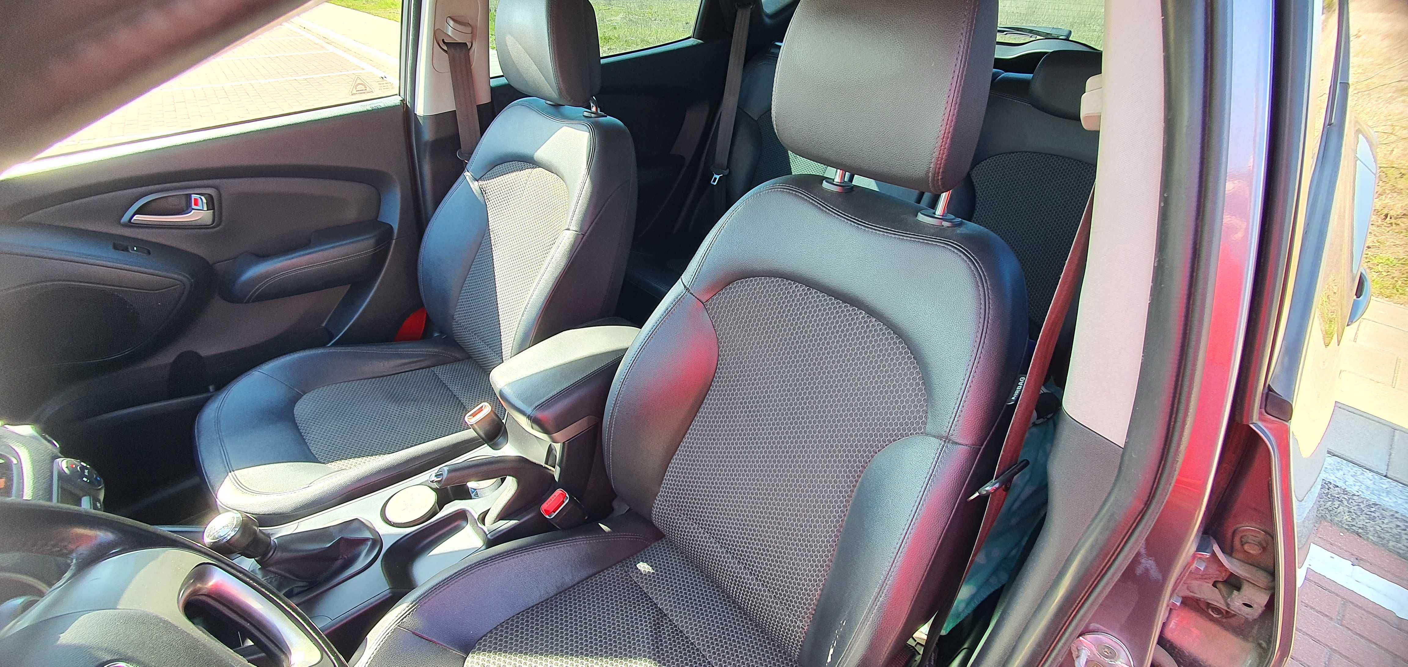 Hyundai ix35 2,0 mpi 4x4 Polski salon