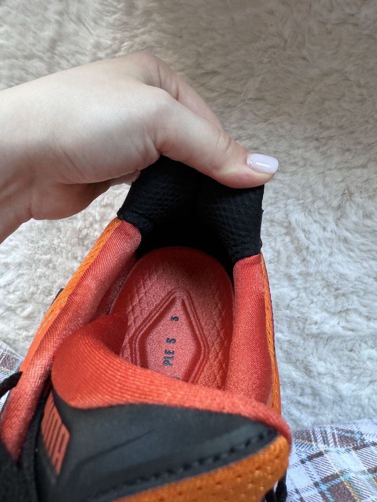 Кросівки Puma Velophasis Layers PLEASURES