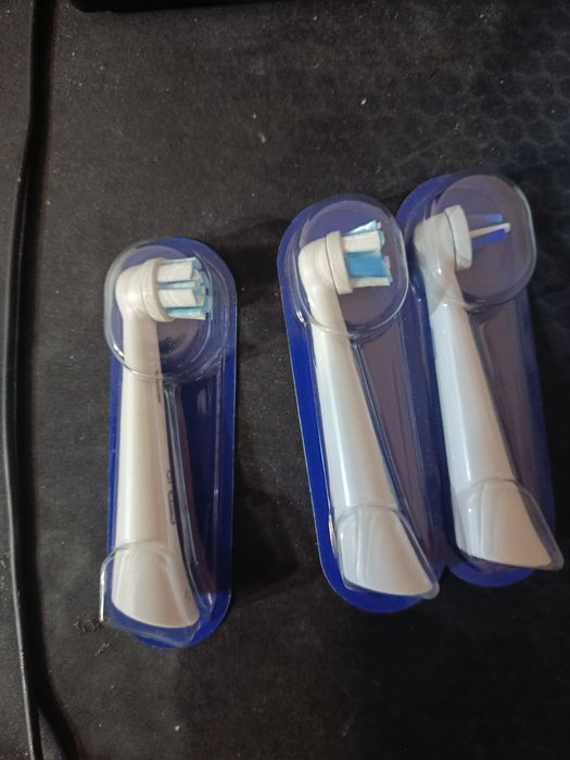 Oral-B iO 6 нова! Преміум щітка з AI та Bluetooth