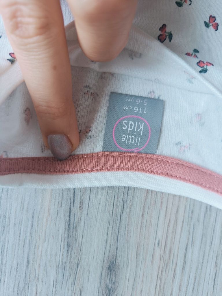 Bluzka z długim rękawem w drobne kwiatki