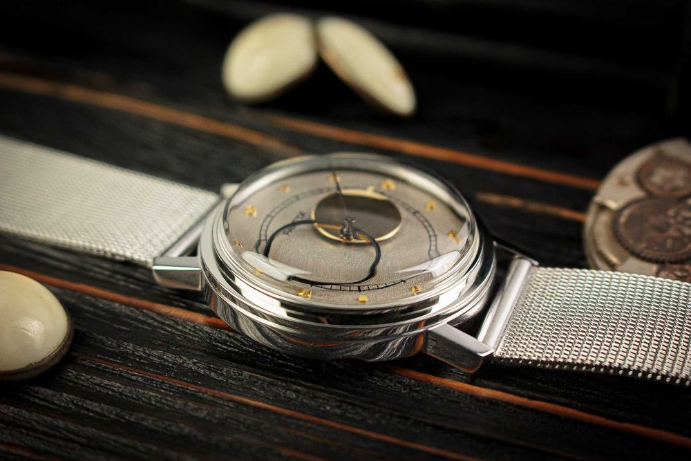 Наручний механічний годинник Ракета Коперник у місячному стилі