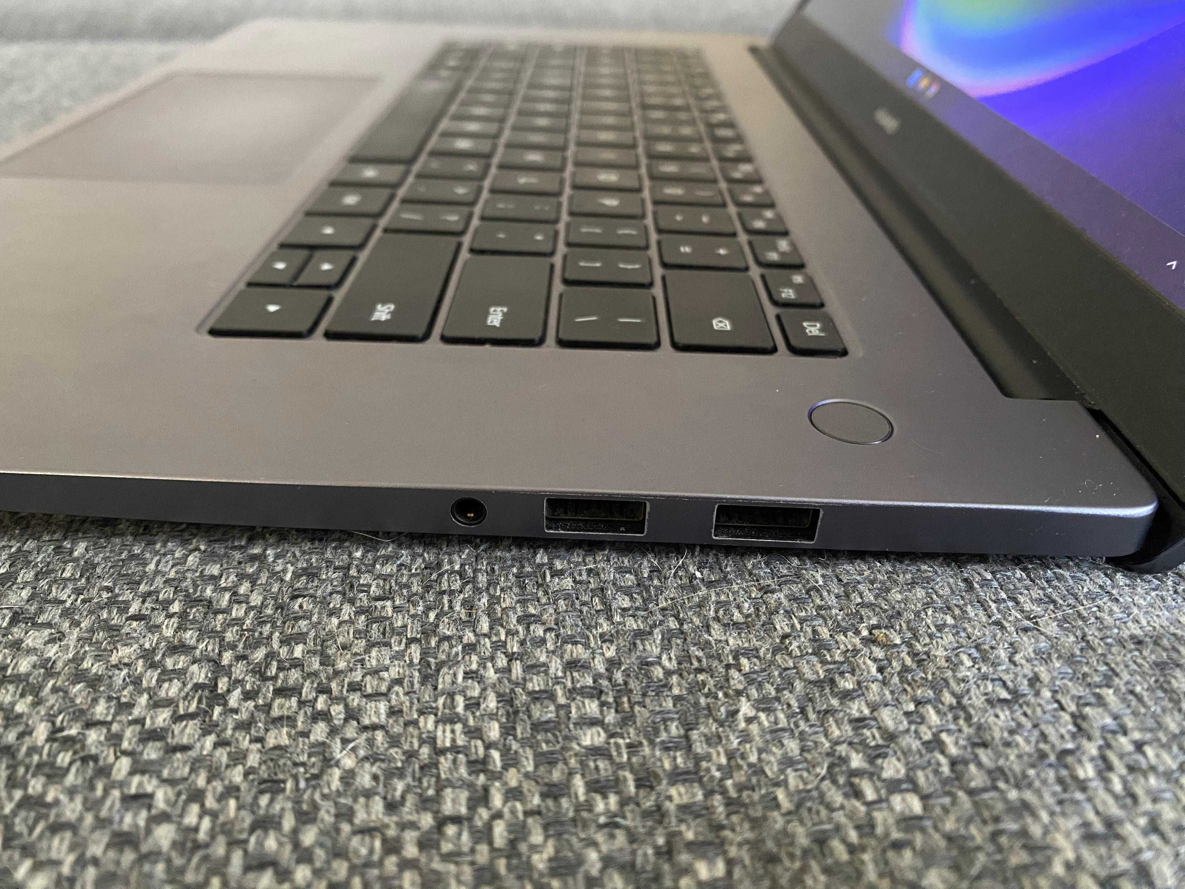 Laptop Huawei MateBook D15