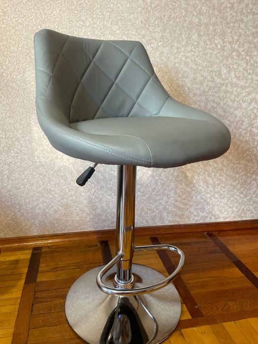 Стілець для бровиста