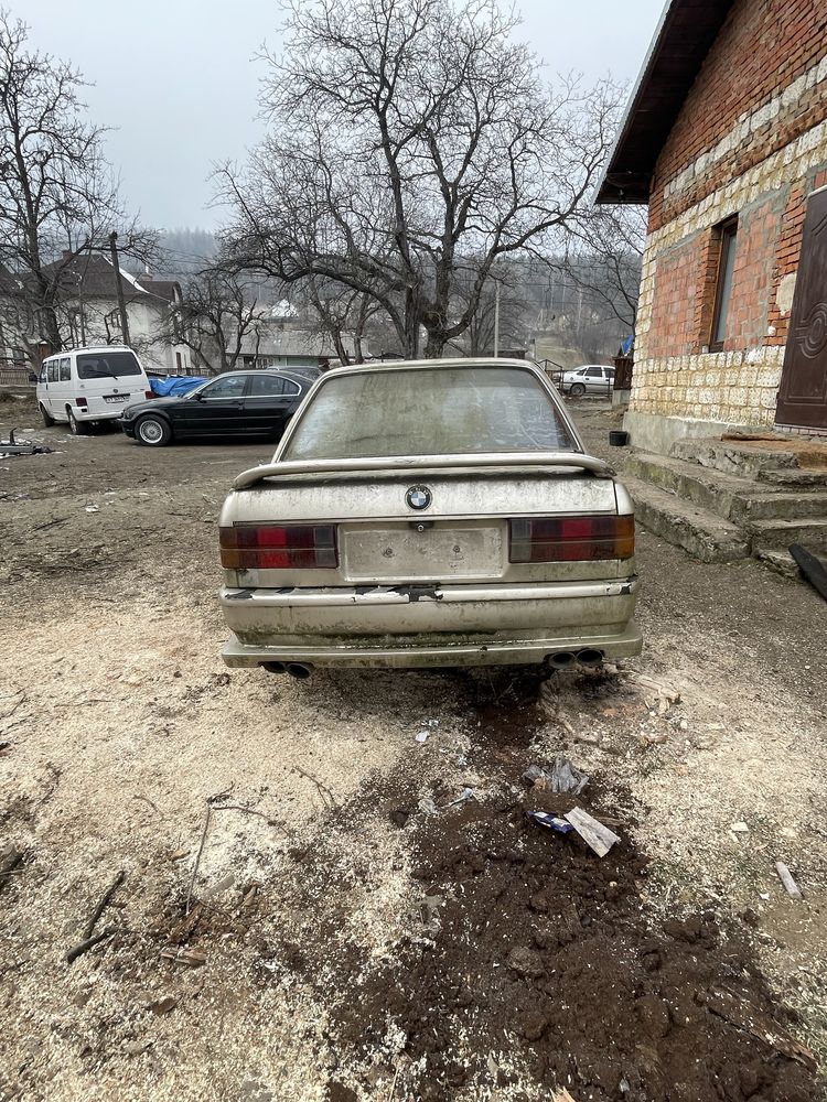 Бмв е30 BMW E30 м10б18