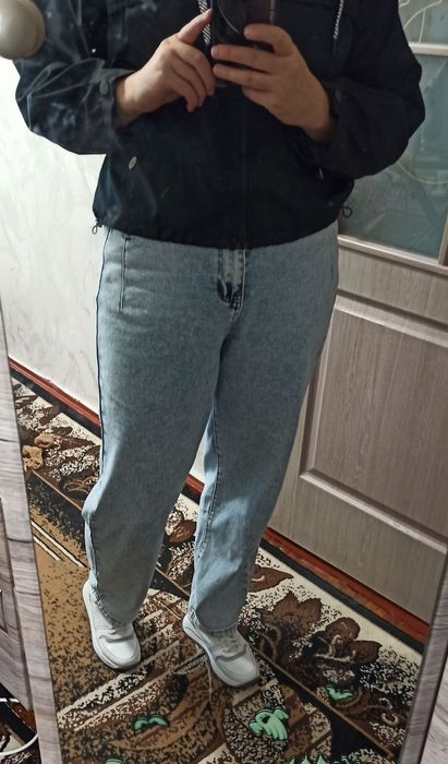 Жіночі джинси скейтери