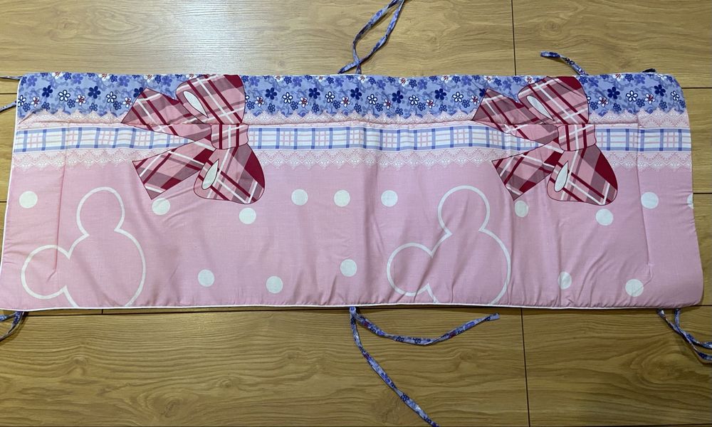 Бортики на ліжко