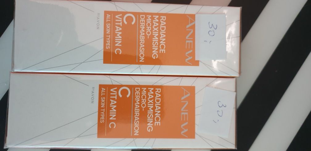AVON ANEW Mikrodermabrazja vit. C