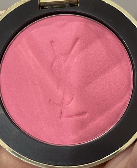Roz Ysl make me blush