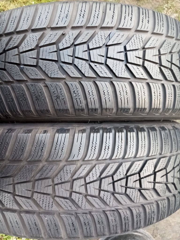 Sprzedam bardzo ładne opony Hankook 215/60 r17