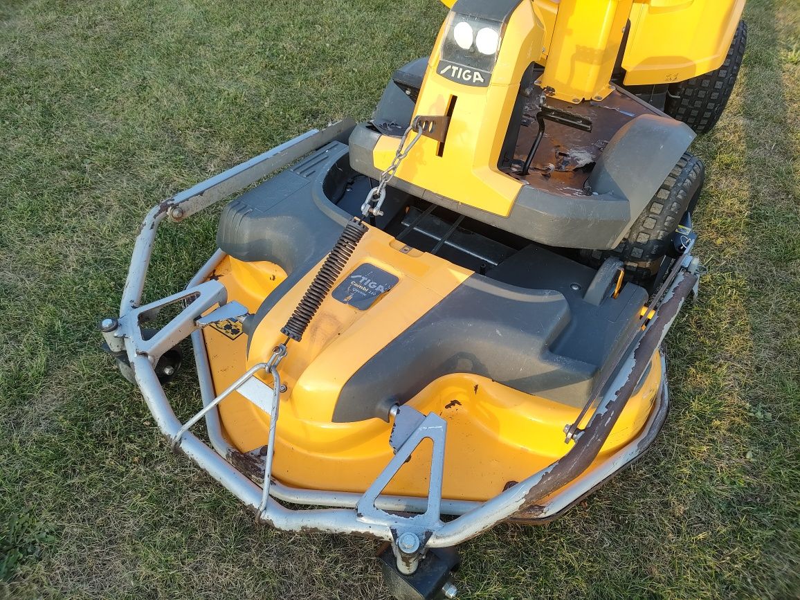 Traktorek STIGA PARK 740 PWX 4WD 4x4. Silnik Briggs Vanguard V-ka 18hp