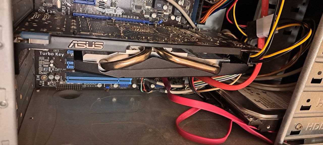 системний блок AMD X2 250 3.00GHz/12Gb DDR3/Asus hd 6850 1Gb/hdd 500gb