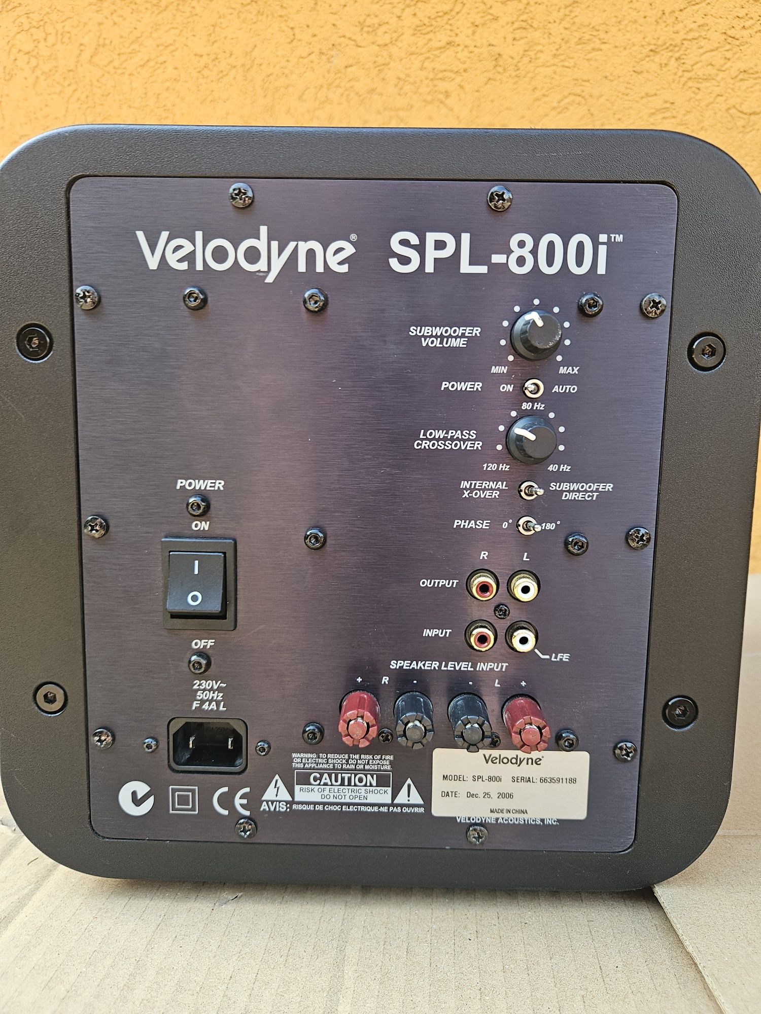Velodyn SPL 800i саб сабвуфер