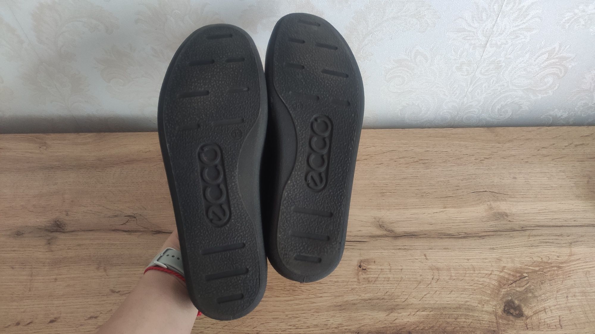 Туфлі черевики Ecco 38 туфли мокасини слипони